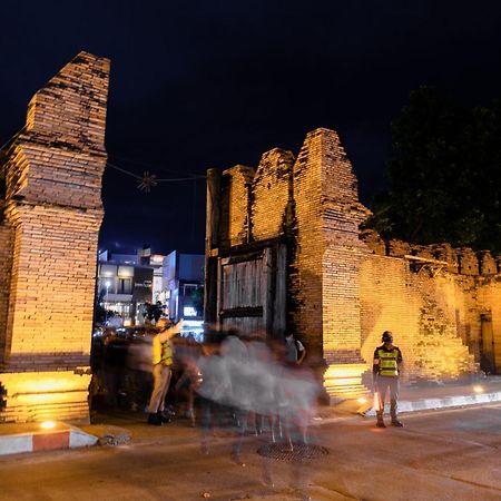 Sleep Mai Thapae Chiang Mai Old City Lifestyle Hotel Luaran gambar